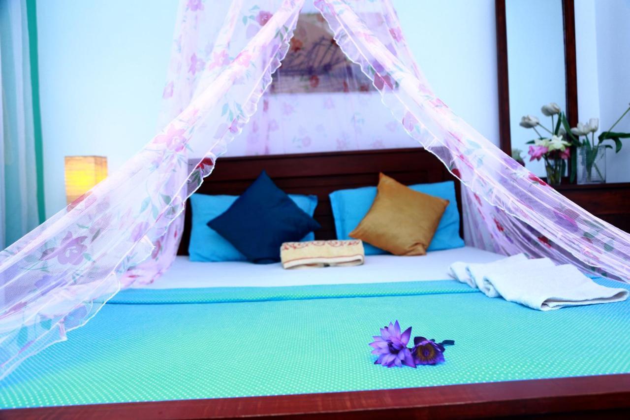 Sea Shine Beach Resort มิริสซา ภายนอก รูปภาพ