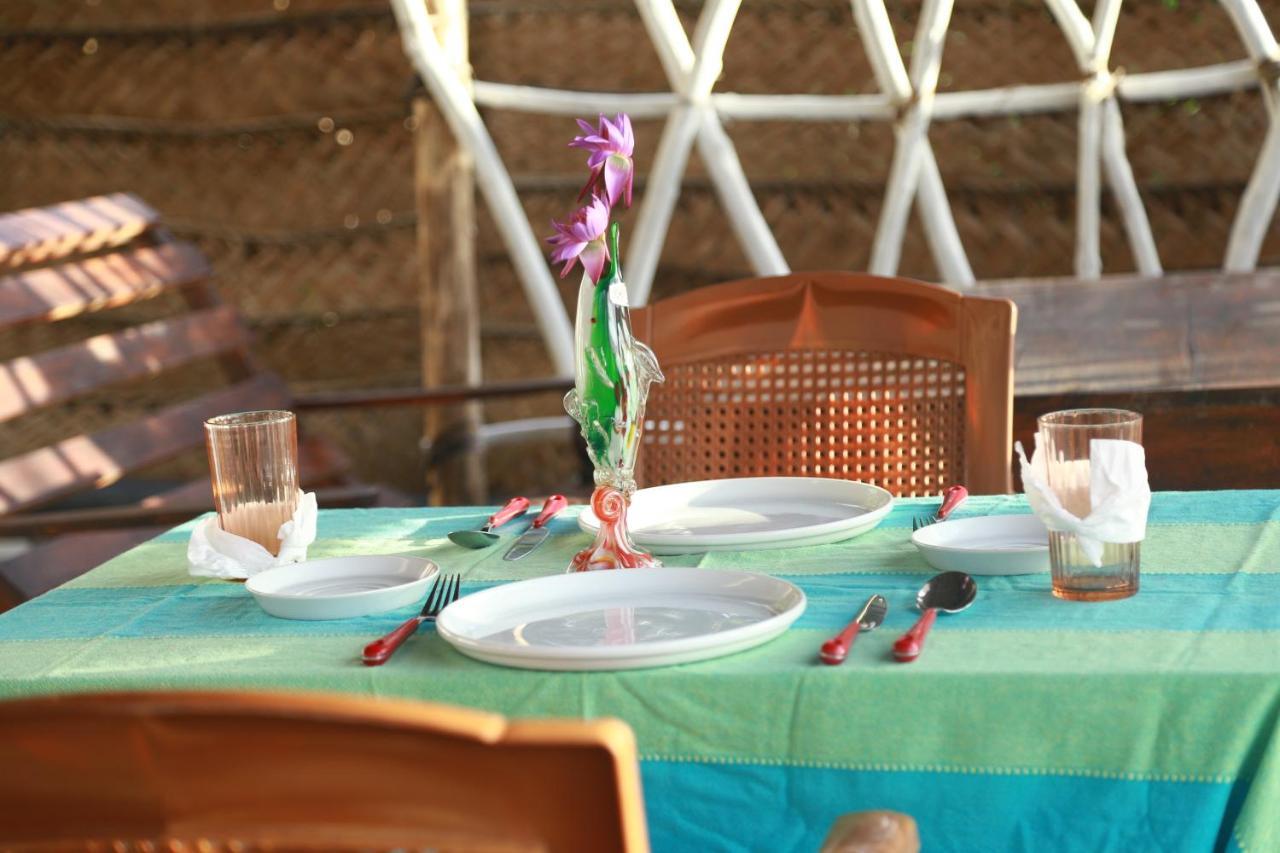Sea Shine Beach Resort มิริสซา ภายนอก รูปภาพ